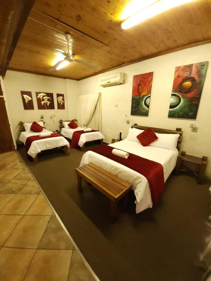 Rusplek Guesthouse And Conference Centre Блоемфонтейн Екстериор снимка