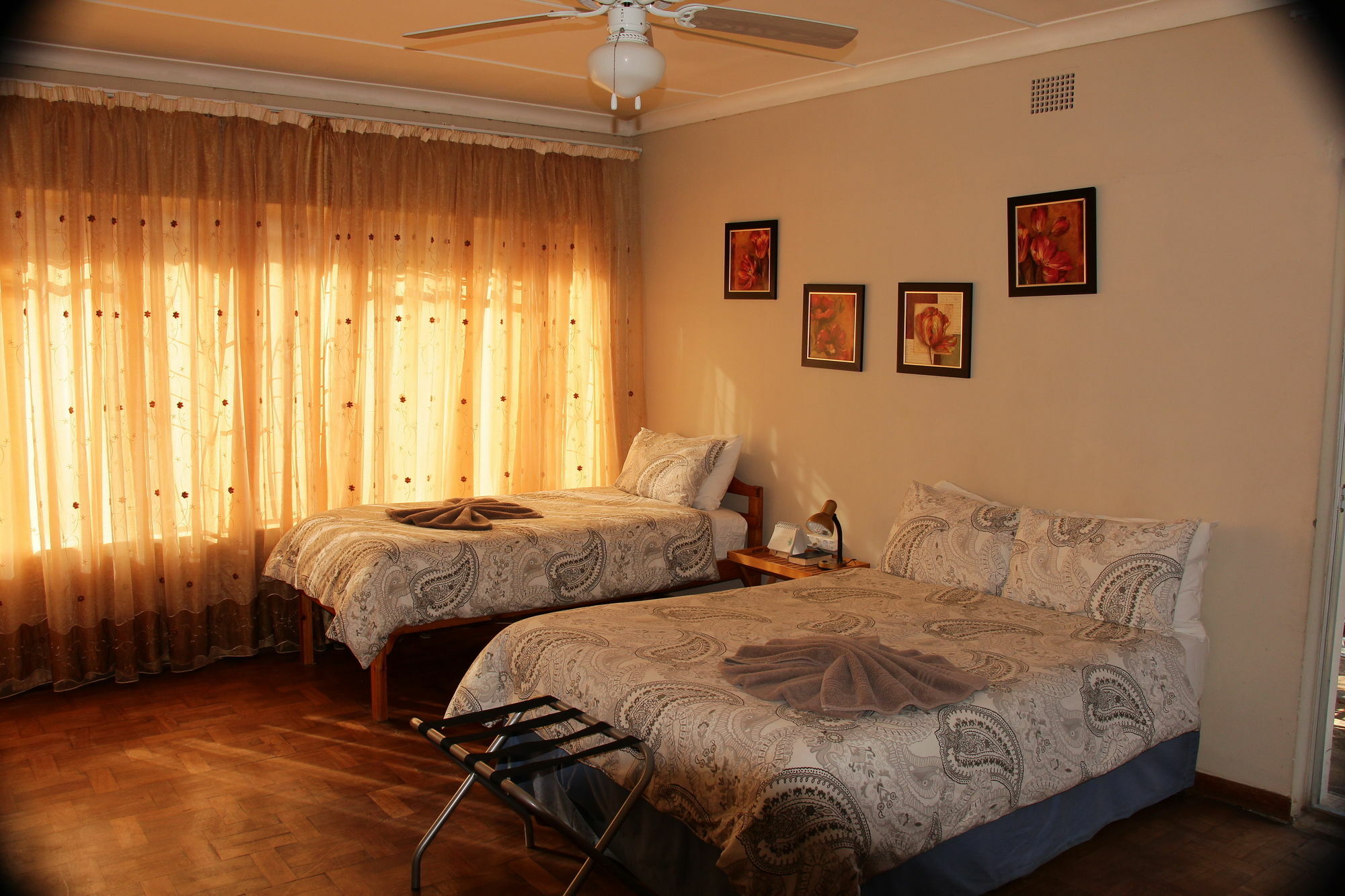 Rusplek Guesthouse And Conference Centre Блоемфонтейн Екстериор снимка