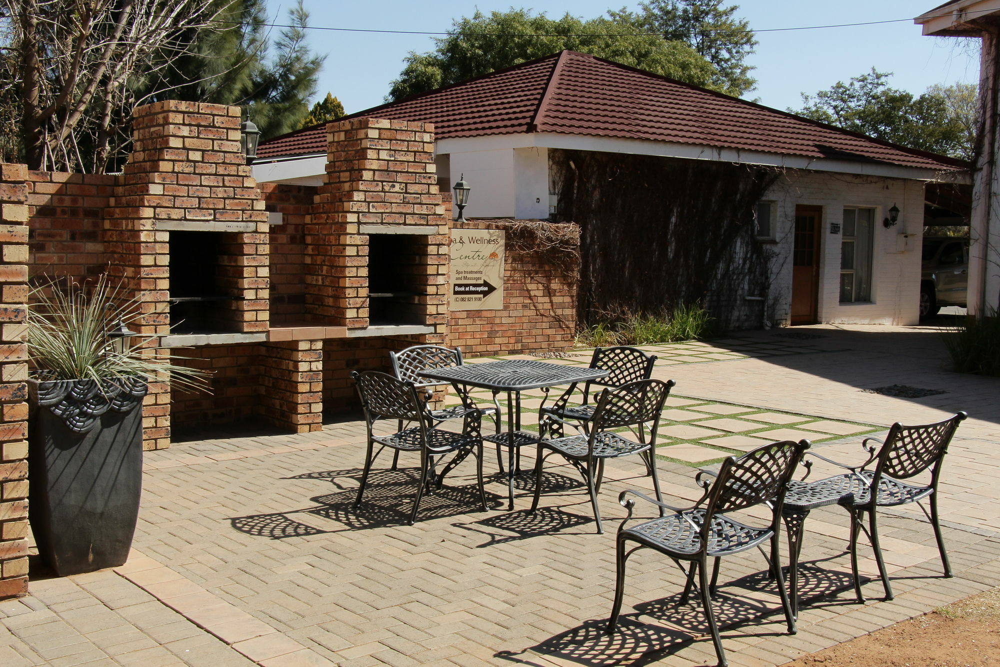 Rusplek Guesthouse And Conference Centre Блоемфонтейн Екстериор снимка