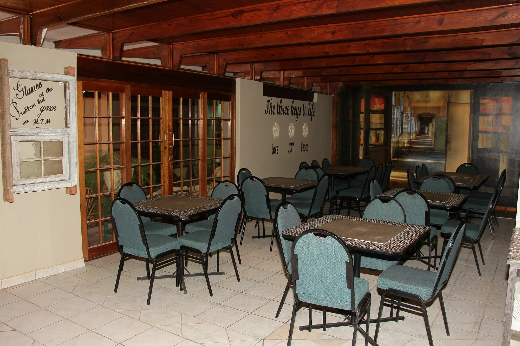Rusplek Guesthouse And Conference Centre Блоемфонтейн Екстериор снимка
